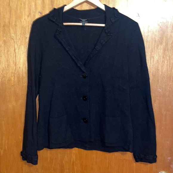 •TALBOTS•100% PURE MERINO WOOL BLACK RUFFLE TRIM 3-BUTTON CARDIGAN SWEATER MED - Picture 10 of 10